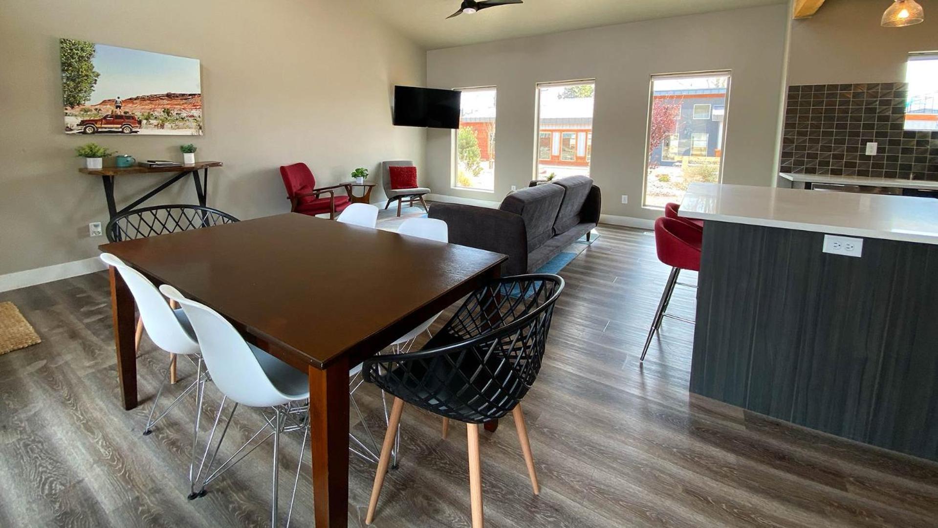 Timber & Tin F 2Bed 2Bath W Pool & Rooftop Deck كاناب المظهر الخارجي الصورة